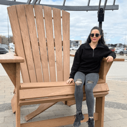 Laura M.'s profile photo